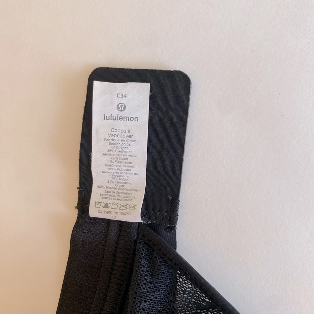 NWOT Lululemon Up For It Bra - Medium Suport - Picture 3 of 5